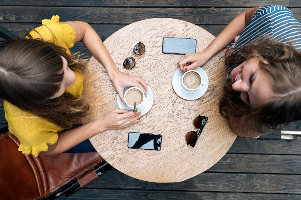 Tehnologia și limba română: cum se interconectează în viața de zi cu zi?