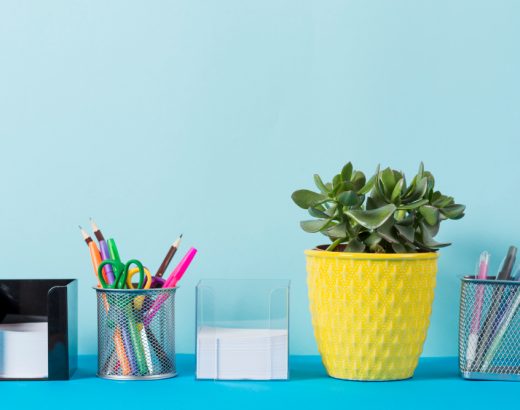 Minimalismul în organizarea unui birou acasă: trucuri simple