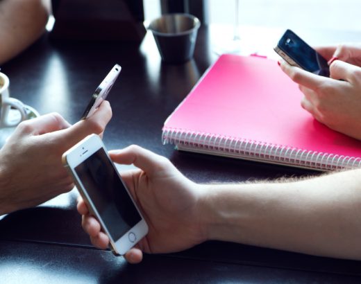 Agenda vocală de recunoștință salvată în telefon