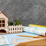 Cum să construiești o casă din lemn: tot ce trebuie să știi