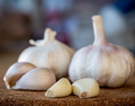 Beneficiile usturoiului pentru sistemul imunitar și sănătatea cardiovasculară